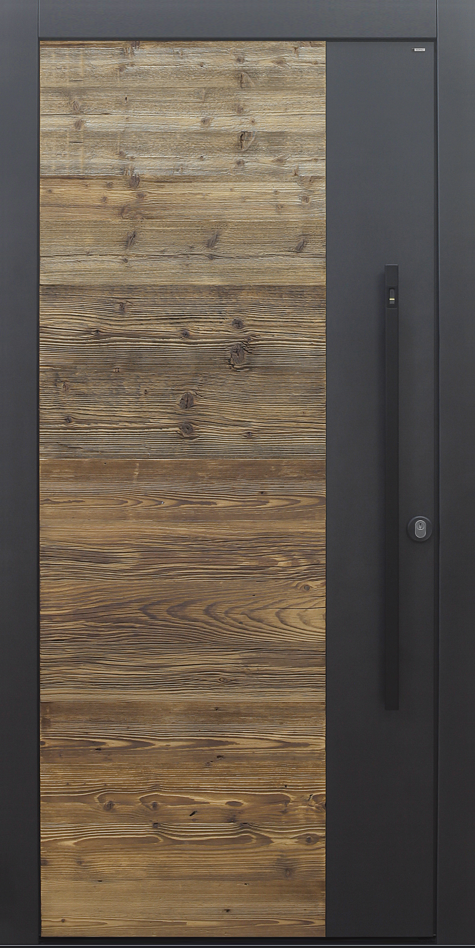 Haustür modern, Holz, Fichte, Altholz Fichte, Altholz, Sicherheitstür, passivhaustauglich, besser als Alu, Fingerprint, Stoßgriff schwarz Haustür modern, Holz, Fichte, Altholz Fichte, Altholz, Sicherheitstür, passivhaustauglich, besser als Alu, Fingerprint, Stoßgriff schwarz